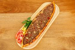 Kıymalı Kaşarlı Pide